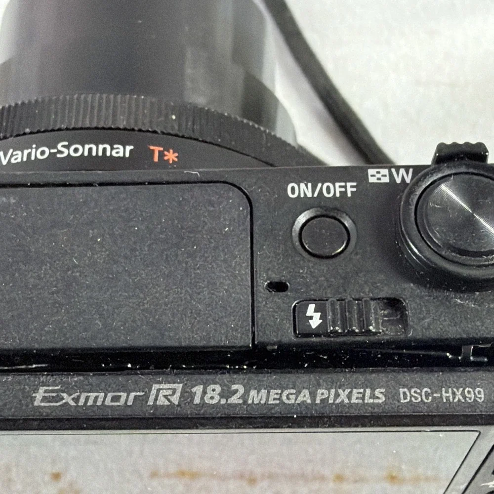 Sony DSC-HX99 18.2MP 4K Digital Camera For Parts Repair New Battery Charger